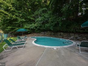 19 Rock Hill Road 1G, Bala Cynwyd PA 19004