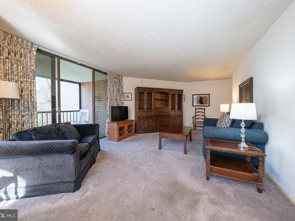19 Rock Hill Road 1G, Bala Cynwyd PA 19004