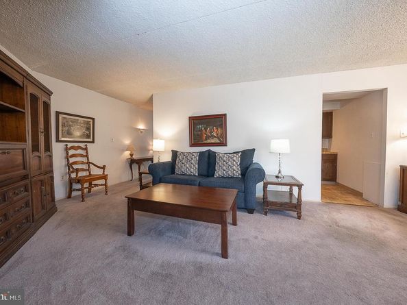 19 Rock Hill Road 1G, Bala Cynwyd PA 19004