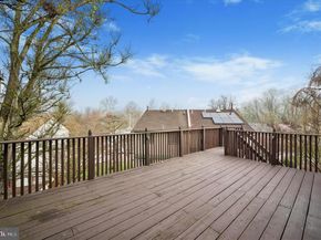 804 Keely Place, Philadelphia PA 19128