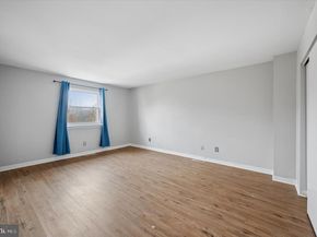 804 Keely Place, Philadelphia PA 19128