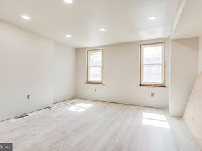 2526 Coral, Philadelphia PA 19125