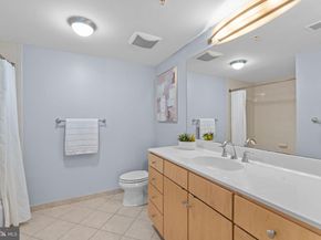 1117 10TH Street NW 603, Washington DC 20001
