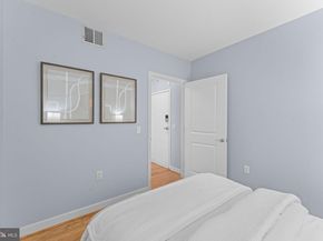 1117 10TH Street NW 603, Washington DC 20001
