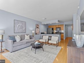 1117 10TH Street NW 603, Washington DC 20001