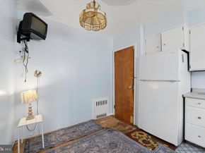 601 S Elmwood Avenue, Glenolden PA 19036