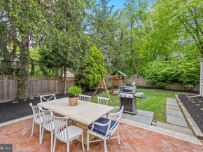 245 Barcladen Circle, Bryn Mawr PA 19010