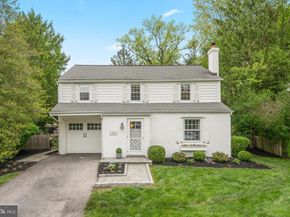 245 Barcladen Circle, Bryn Mawr PA 19010
