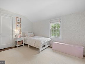 245 Barcladen Circle, Bryn Mawr PA 19010