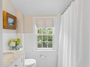 245 Barcladen Circle, Bryn Mawr PA 19010