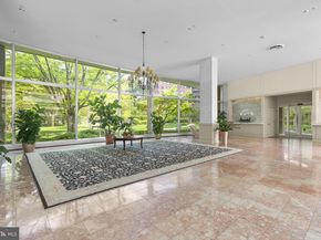 4201 Cathedral Avenue NW T10E, Washington DC 20016