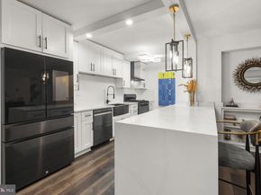 4201 Cathedral Avenue NW T10E, Washington DC 20016