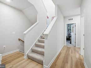 1147 Herndon Parkway 110, Herndon VA 20170