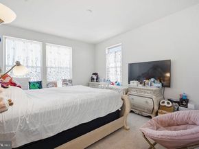 1147 Herndon Parkway 110, Herndon VA 20170