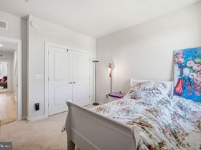1147 Herndon Parkway 110, Herndon VA 20170