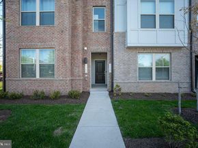 1147 Herndon Parkway 110, Herndon VA 20170