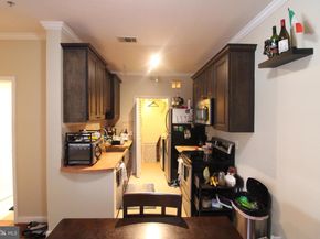 1570 Spring Gate Drive 7113, Mclean VA 22102