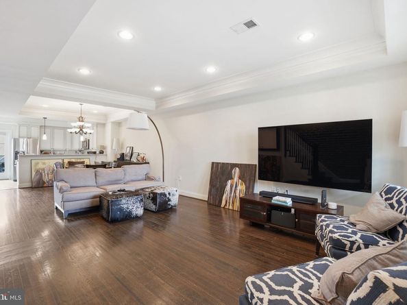 813 Delafield Place NW, Washington DC 20011