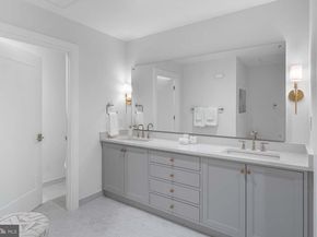 6718 Lowell Avenue PH 907, Mclean VA 22101