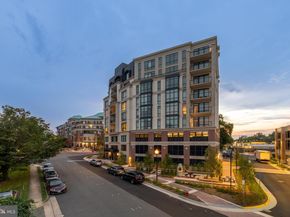 6718 Lowell Avenue PH 907, Mclean VA 22101