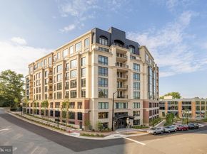 6718 Lowell Avenue PH 907, Mclean VA 22101