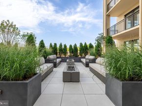 6718 Lowell Avenue PH 907, Mclean VA 22101