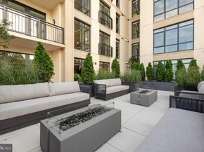 6718 Lowell Avenue PH 907, Mclean VA 22101