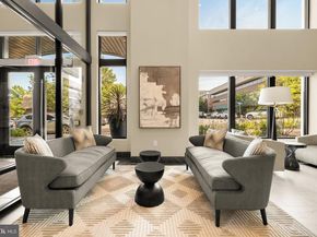 6718 Lowell Avenue PH 907, Mclean VA 22101