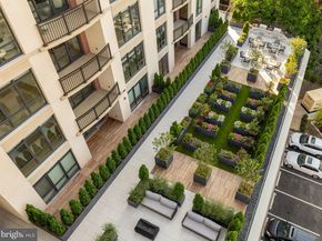 6718 Lowell Avenue PH 907, Mclean VA 22101