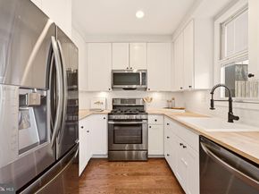 329 17TH Street SE, Washington DC 20003