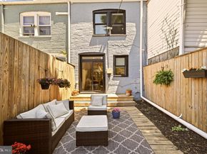 329 17TH Street SE, Washington DC 20003