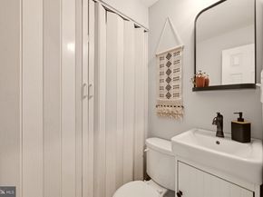 329 17TH Street SE, Washington DC 20003