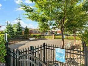 901 N Penn Street R2401, Philadelphia PA 19123
