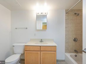 800 4TH Street SW S623, Washington DC 20024