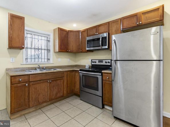 1309 S Myrtlewood Street, Philadelphia PA 19146