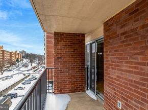 1300 Army Navy Drive 510, Arlington VA 22202