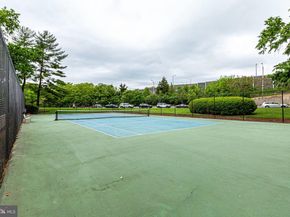 1300 Army Navy Drive 510, Arlington VA 22202