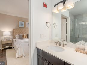 2001 12TH Street NW 213, Washington DC 20009