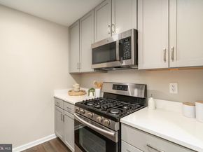 2001 12TH Street NW 213, Washington DC 20009