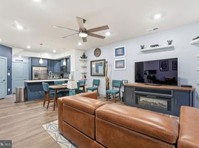 12916 Sunrise Ridge Alley 63, Herndon VA 20171