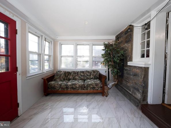 122 Crestview Road, Upper Darby PA 19082