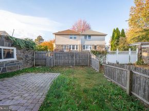 122 Crestview Road, Upper Darby PA 19082