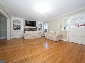 122 Crestview Road, Upper Darby PA 19082