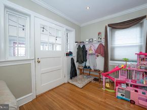 122 Crestview Road, Upper Darby PA 19082