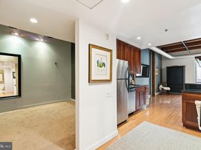 301 Race Street 410, Philadelphia PA 19106