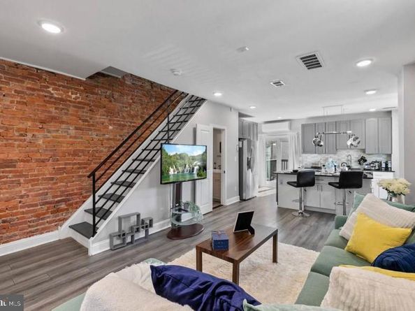 1449 S 32nd Street, Philadelphia PA 19146