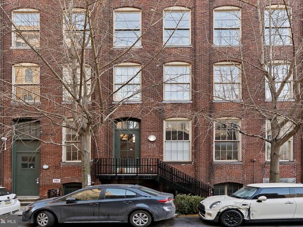 214 New Street G (4N), Philadelphia PA 19106