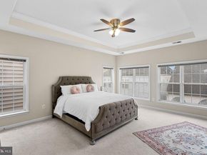 2467 Cypress Green Lane, Herndon VA 20171