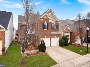2467 Cypress Green Lane, Herndon VA 20171