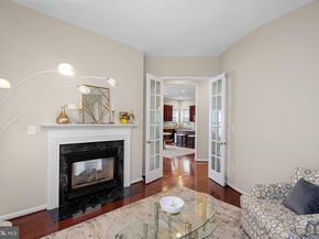 2467 Cypress Green Lane, Herndon VA 20171